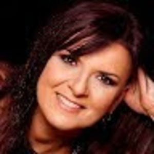 Meet your Posher, Simona